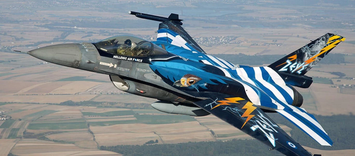 F-16 σε εντυπωσιακούς ελιγμούς (βίντεο)